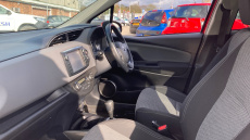 Toyota Yaris 1.5 Hybrid Icon 5dr CVT Hybrid Hatchback